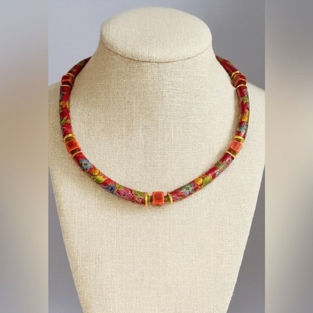 Y2K Vintage Womens Oriental Red Floral Gold Toned Beaded Collar Choker Necklace‎